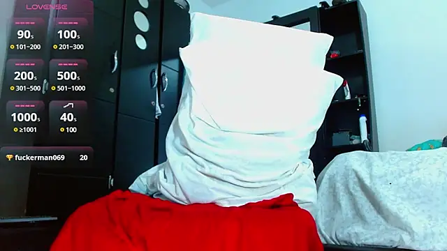 isuckmyselfxxx 420 online show from 03/15/25, 04:57