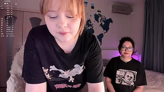 LisaLaas online show from 01/24/25, 05:32