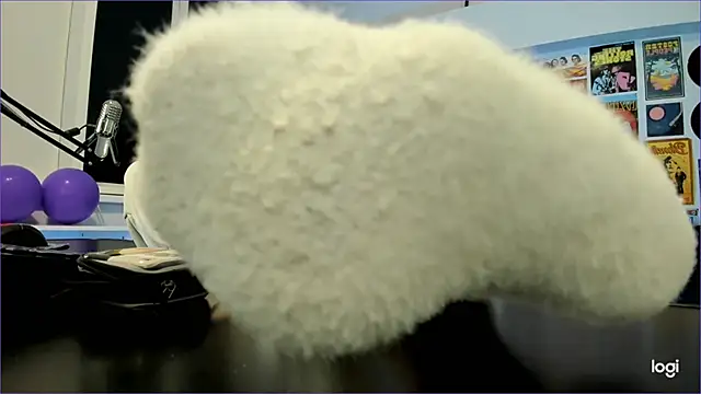 MistyBarnes online show from 12/02/24, 12:18