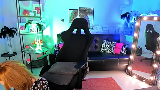 MistyBarnes online show from 12/04/24, 03:32