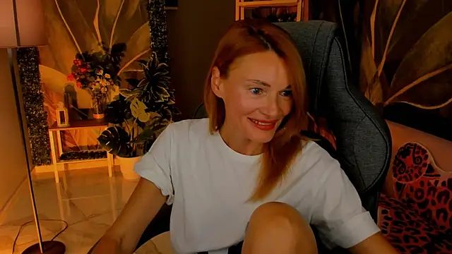 MistyBarnes online show from 10/11/25, 02:37