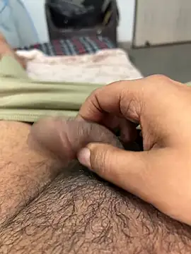 Snapshot of Mushroomhead69 chatting on 12/22/24, 09:22 Mushroomhead69 online show from 12/22/24, 09:22