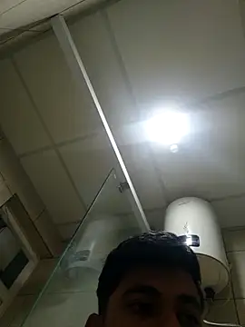 Snapshot of bigdickfuckuu chatting on 09/25/25, 12:25 bigdickfuckuu online show from 09/25/25, 12:25