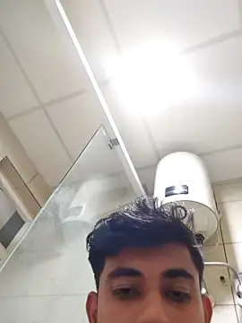 Snapshot of bigdickfuckuu chatting on 09/29/25, 03:55 bigdickfuckuu online show from 09/29/25, 03:55