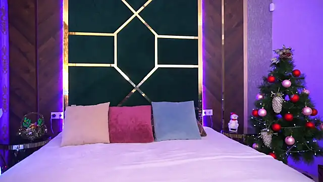 LittleeCutee online show from 01/10/25, 07:14