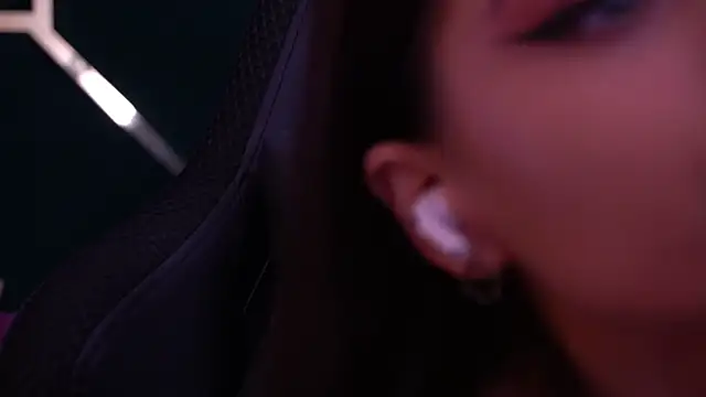 LittleeCutee online show from 01/10/25, 10:17