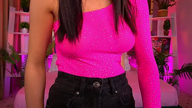 LittleeCutee online show from 10/20/25, 07:42