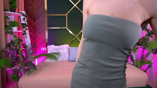 LittleeCutee online show from 02/08/26, 08:40