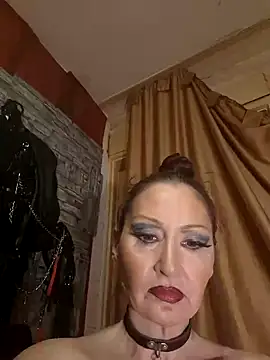 dominatrixredsonyja online show from 02/09/25, 12:49