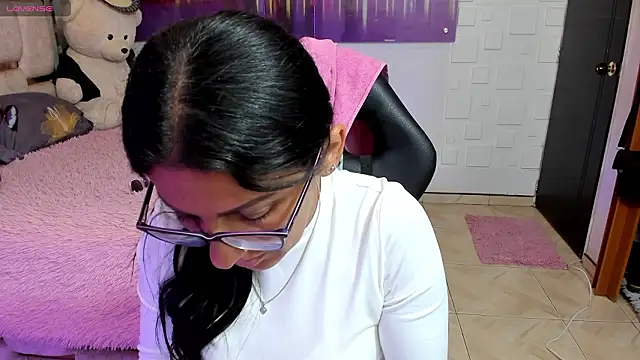 alma blue online show from 03/21/26, 11:08