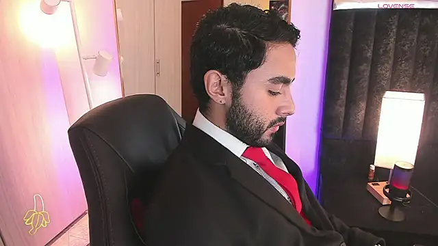 ItsMeEros online show from 02/20/26, 09:04