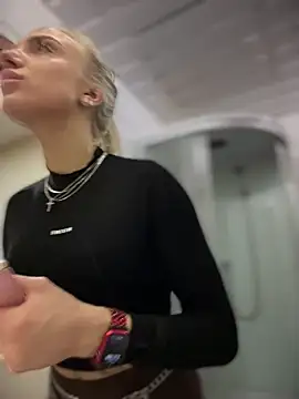 pinkstar  online show from 12/18/25, 04:40