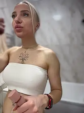 pinkstar  online show from 03/22/26, 07:34