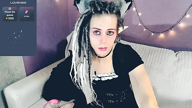 Littlepinkcat online show from 02/20/25, 01:19