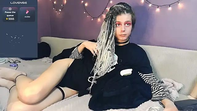 Littlepinkcat online show from 03/20/25, 07:57