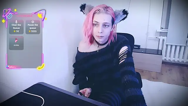 Littlepinkcat online show from 01/17/26, 12:15