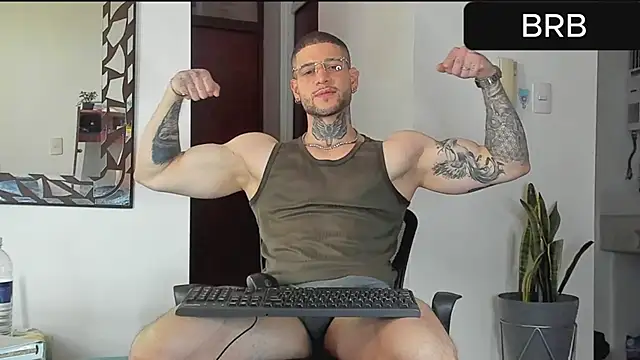  jamesleandros1 online show from 01/18/26, 02:10