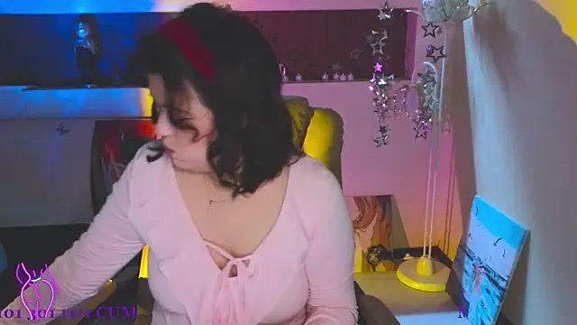 Malika uAngel online show from 10/30/25, 09:15