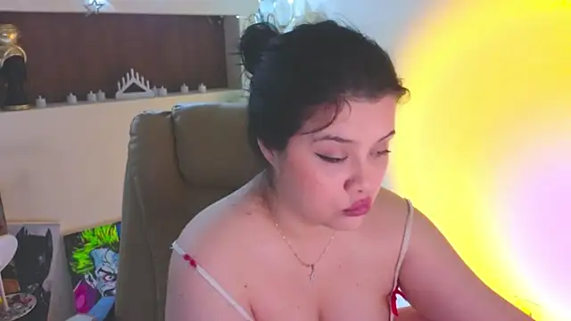 Malika uAngel online show from 04/21/26, 02:51