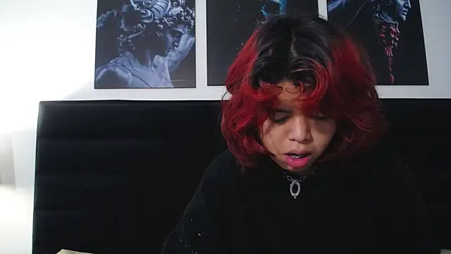 Snapshot of SabinaMerchetti chatting on 12/03/24, 04:28 SabinaMerchetti online show from 12/03/24, 04:28