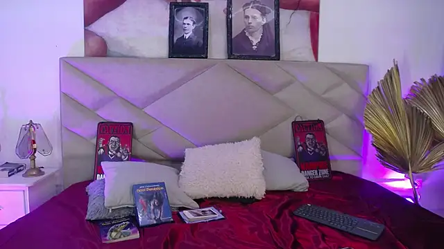 Snapshot of SabinaMerchetti chatting on 09/25/25, 02:59 SabinaMerchetti online show from 09/25/25, 02:59