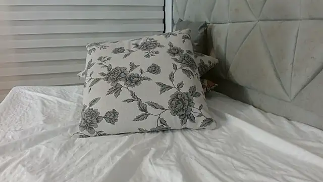 nana levy online show from 03/11/25, 10:29