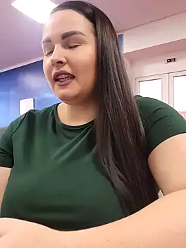 GeorgiaLerox online show from 02/08/25, 12:39