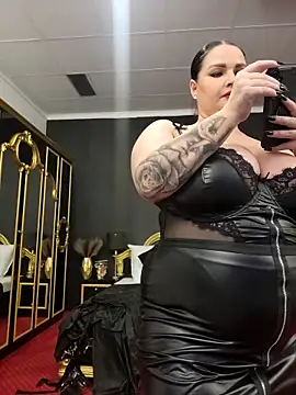 GeorgiaLerox online show from 10/14/25, 11:33