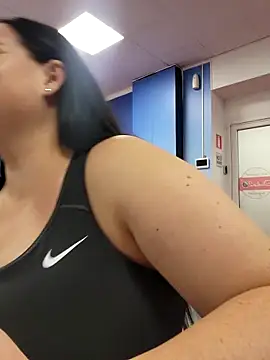 GeorgiaLerox online show from 10/26/25, 12:33