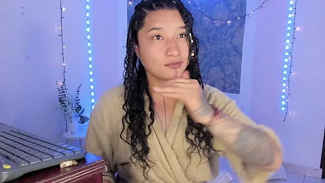 Eva Lee  online show from 03/31/26, 10:48