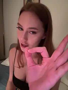 Meow Sophie online show from 09/21/25, 03:46