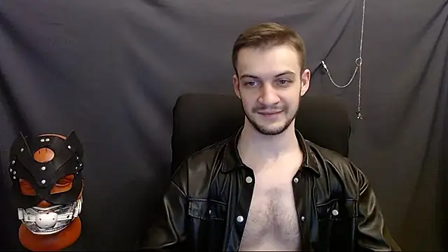 Snapshot of _Damien_thorn_ chatting on 01/14/25, 04:18  Damien thorn  online show from 01/14/25, 04:18