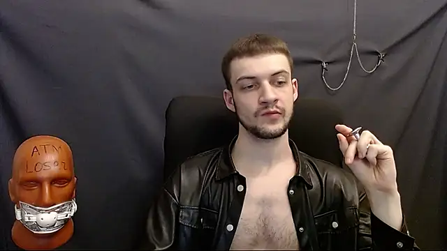 Snapshot of _Damien_thorn_ chatting on 01/19/25, 02:57  Damien thorn  online show from 01/19/25, 02:57