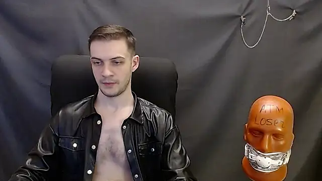 Snapshot of _Damien_thorn_ chatting on 03/13/25, 02:16  Damien thorn  online show from 03/13/25, 02:16