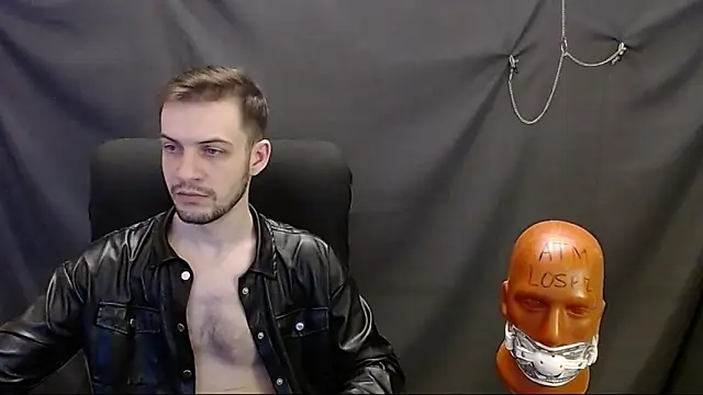 Snapshot of _Damien_thorn_ chatting on 03/21/25, 08:40  Damien thorn  online show from 03/21/25, 08:40
