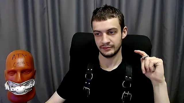 Snapshot of _Damien_thorn_ chatting on 09/20/25, 02:45  Damien thorn  online show from 09/20/25, 02:45
