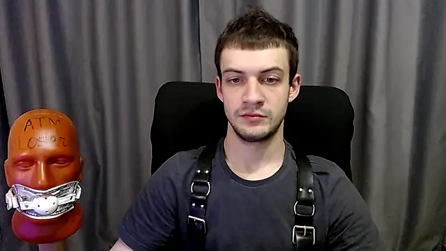 Snapshot of _Damien_thorn_ chatting on 10/03/25, 08:28  Damien thorn  online show from 10/03/25, 08:28