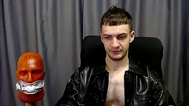 Snapshot of _Damien_thorn_ chatting on 10/16/25, 02:56  Damien thorn  online show from 10/16/25, 02:56