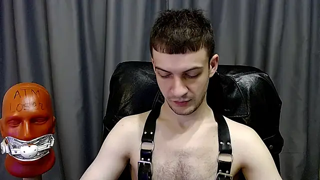 Snapshot of _Damien_thorn_ chatting on 10/24/25, 02:41  Damien thorn  online show from 10/24/25, 02:41
