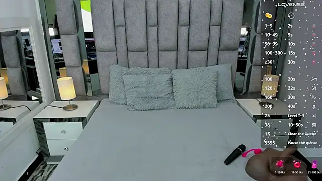 EMMAHILL1 online show from 11/12/25, 11:21