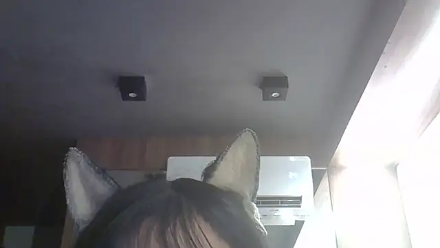 Snapshot of Skinny-Kitten chatting on 04/25/26, 01:08 Skinny-Kitten online show from 04/25/26, 01:08