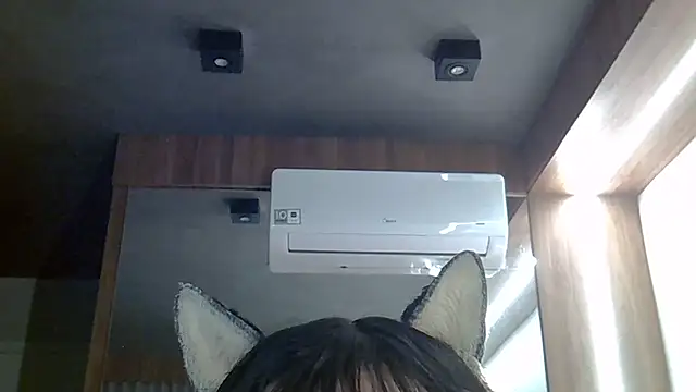 Snapshot of Skinny-Kitten chatting on 05/18/26, 04:07 Skinny-Kitten online show from 05/18/26, 04:07