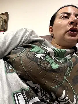 Abril Luv online show from 09/09/25, 01:38