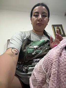 Abril Luv online show from 01/12/26, 12:49