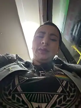 Abril Luv online show from 02/26/26, 12:31