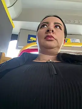 Abril Luv online show from 02/27/26, 12:16