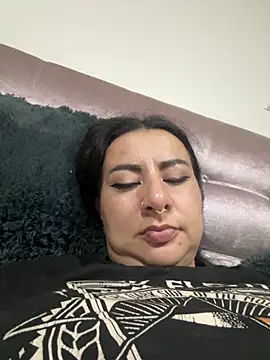 Abril Luv online show from 03/23/26, 12:47