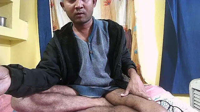 Cute boy2000 online show from 12/11/24, 10:58