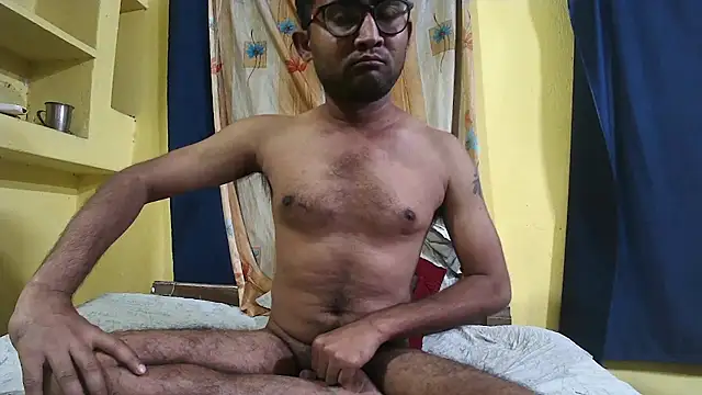 Cute boy2000 online show from 12/24/24, 01:39