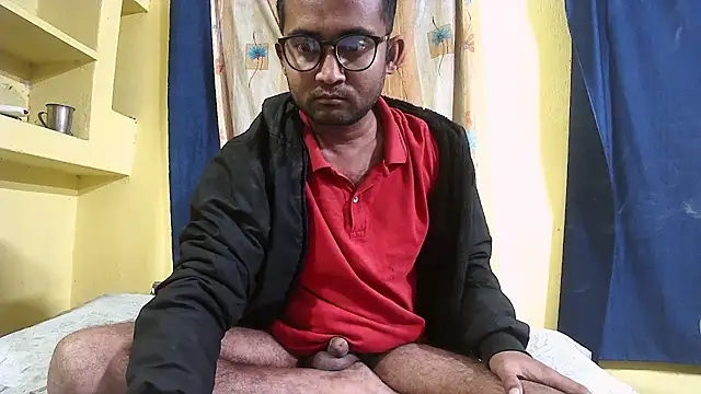 Cute boy2000 online show from 12/25/24, 10:48